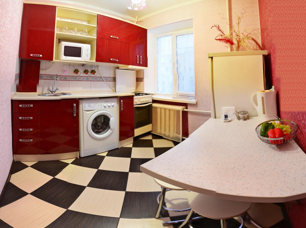 Roses Apartment In The City Center チェルニーヒウ 部屋 写真